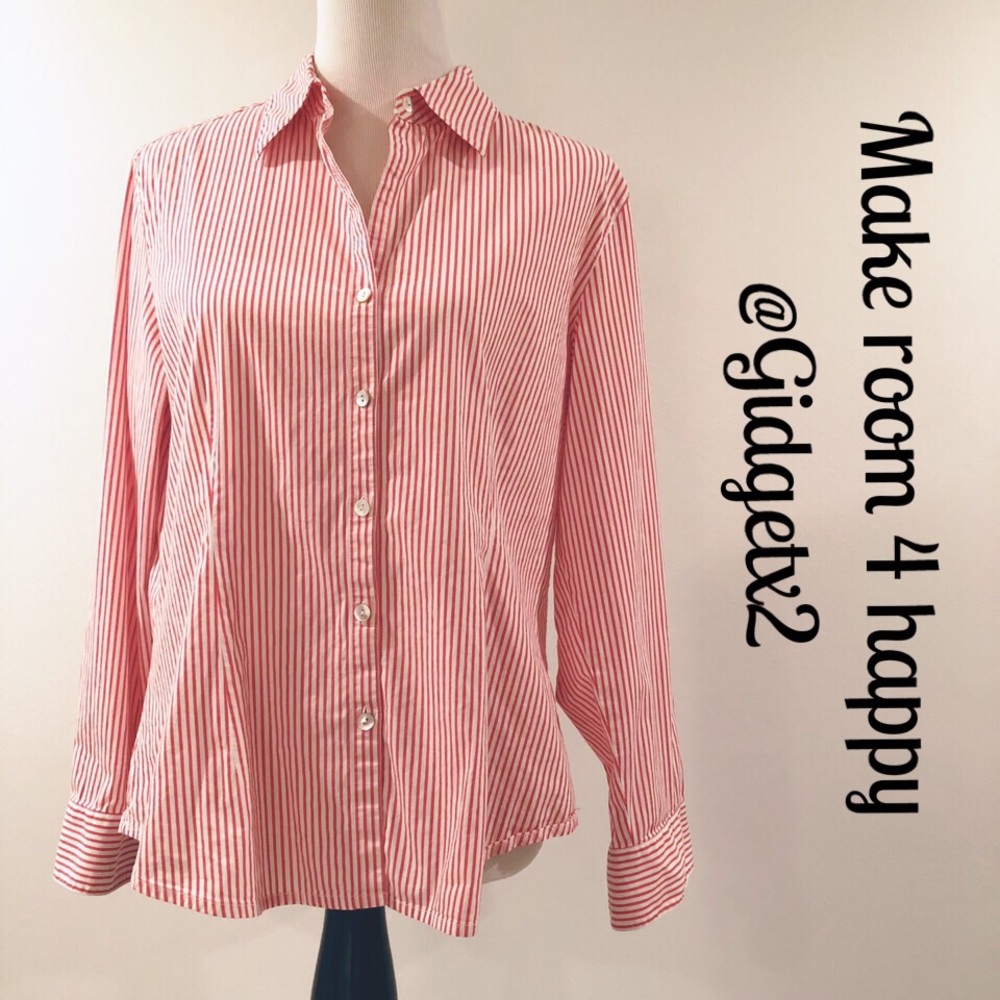 Chico’s long sleeve button down Size 2